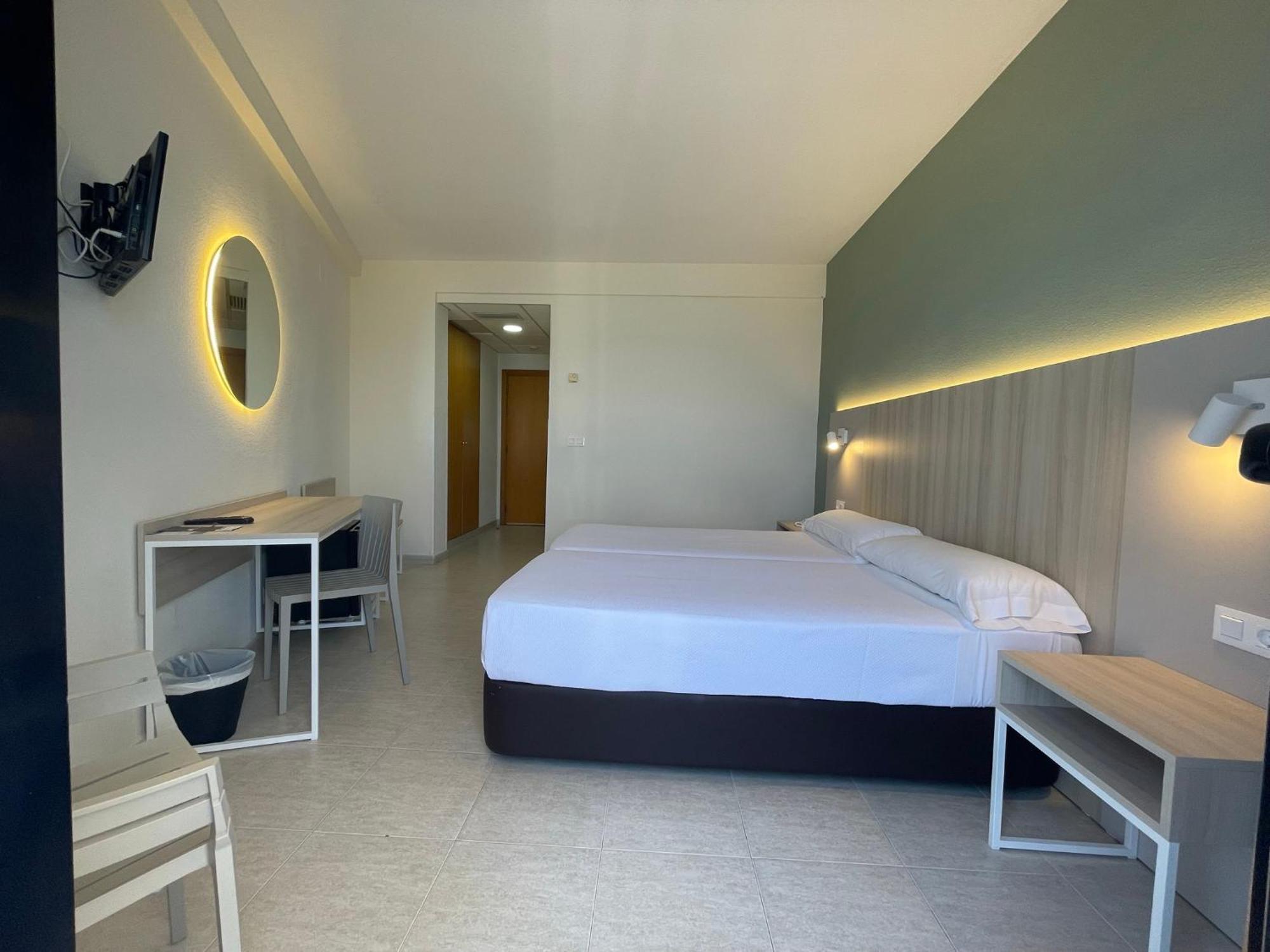 Hotel Marconi Benidorm Luaran gambar