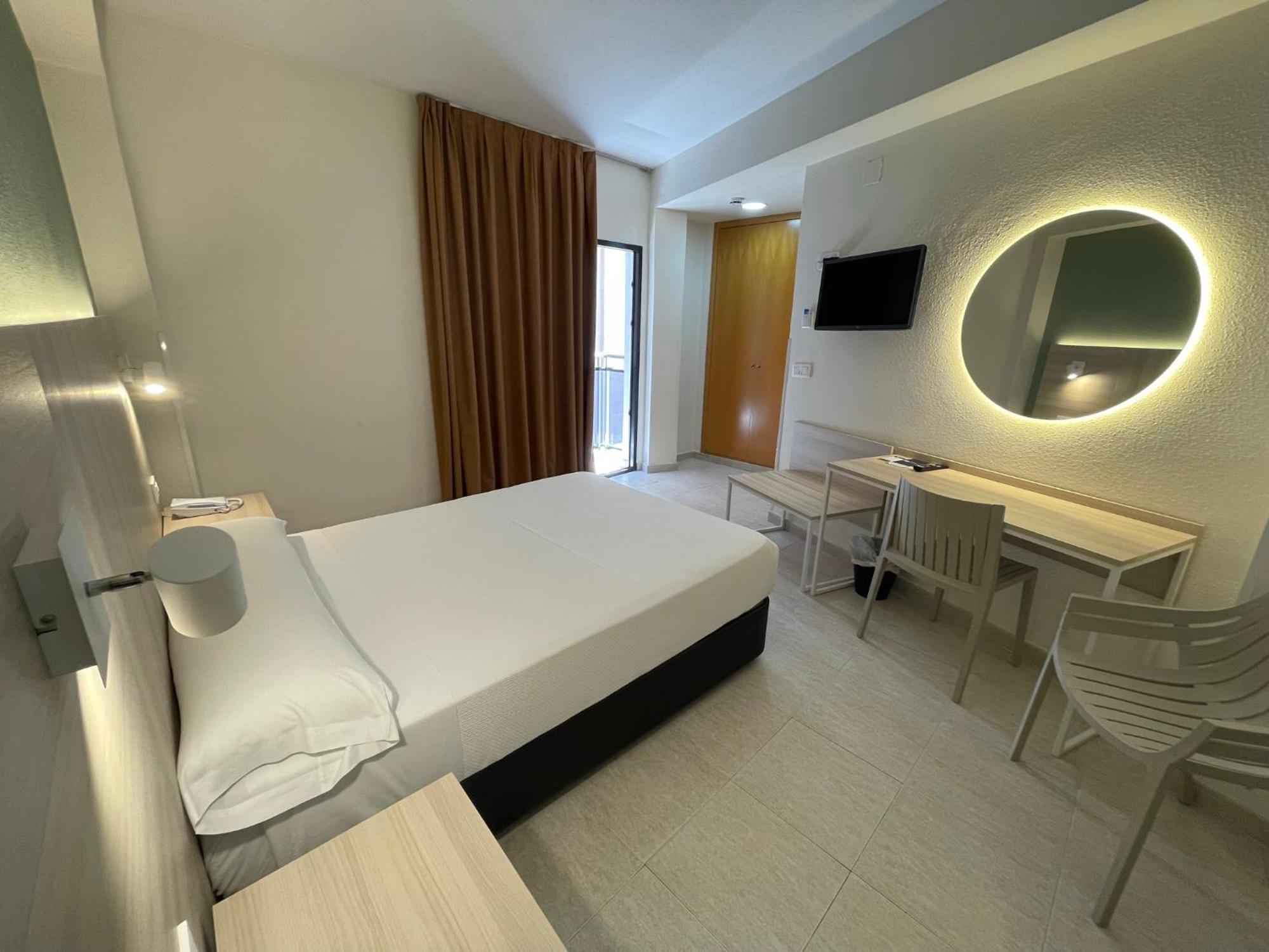 Hotel Marconi Benidorm Luaran gambar