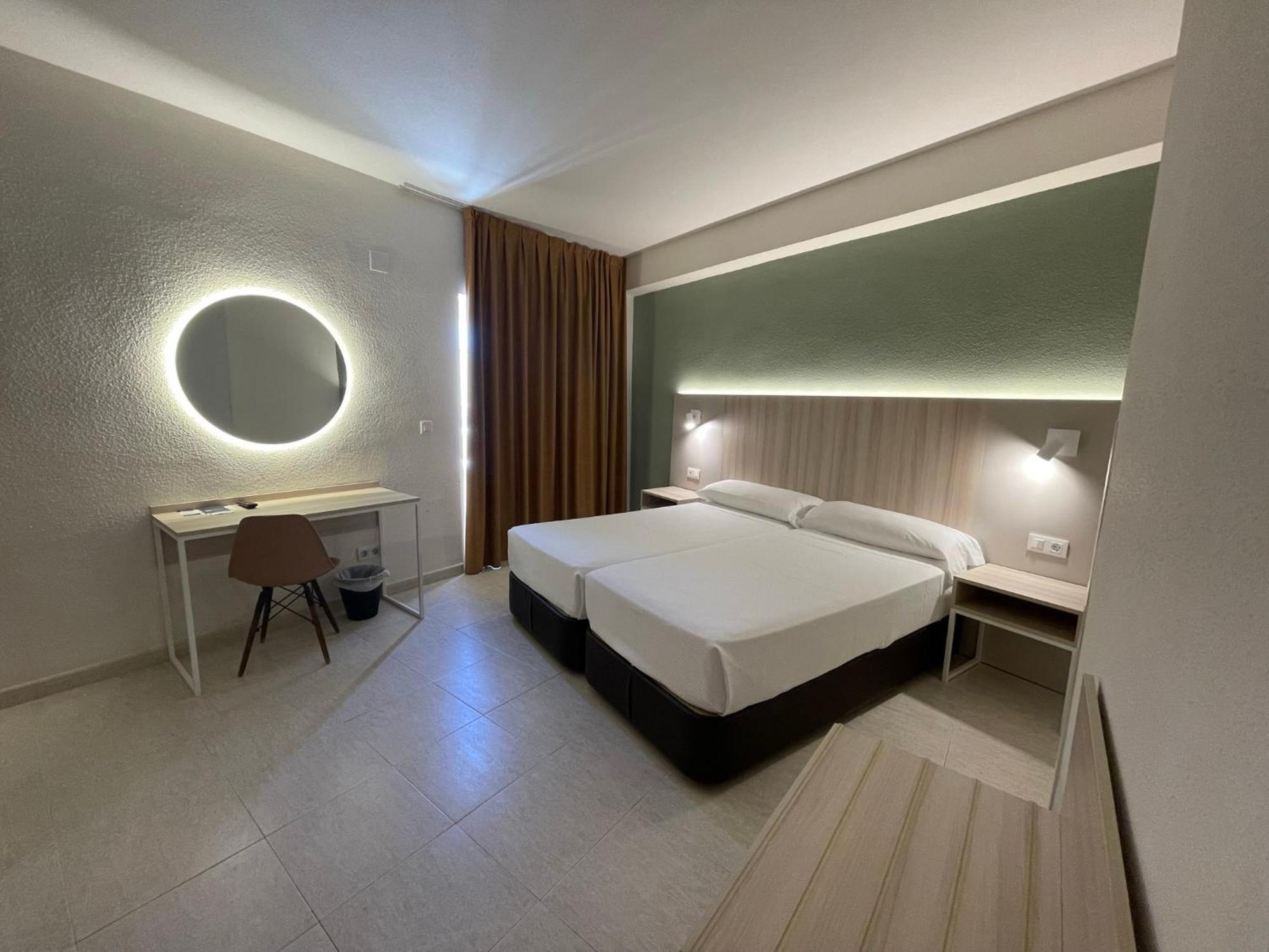 Hotel Marconi Benidorm Luaran gambar
