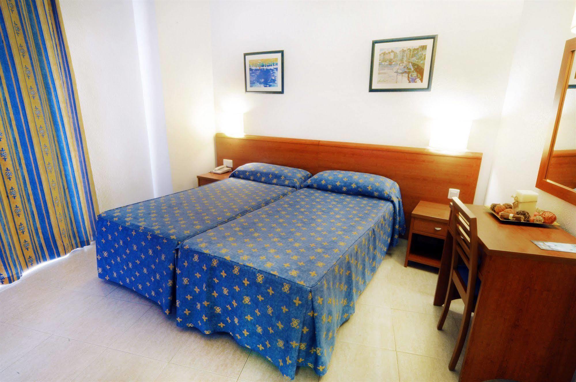 Hotel Marconi Benidorm Luaran gambar